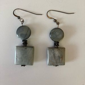 Women's stone dangle earrings